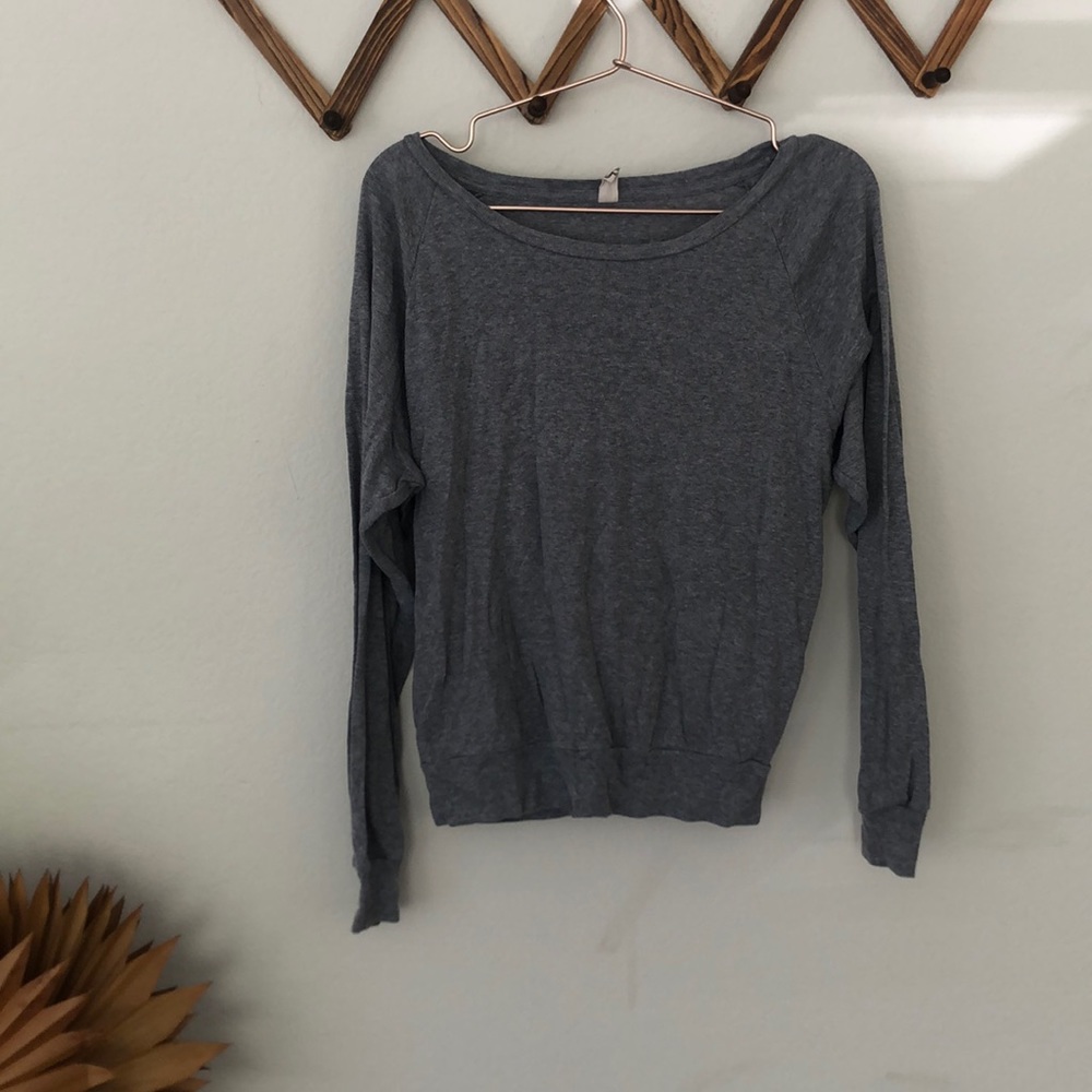 Thin gray sweater top